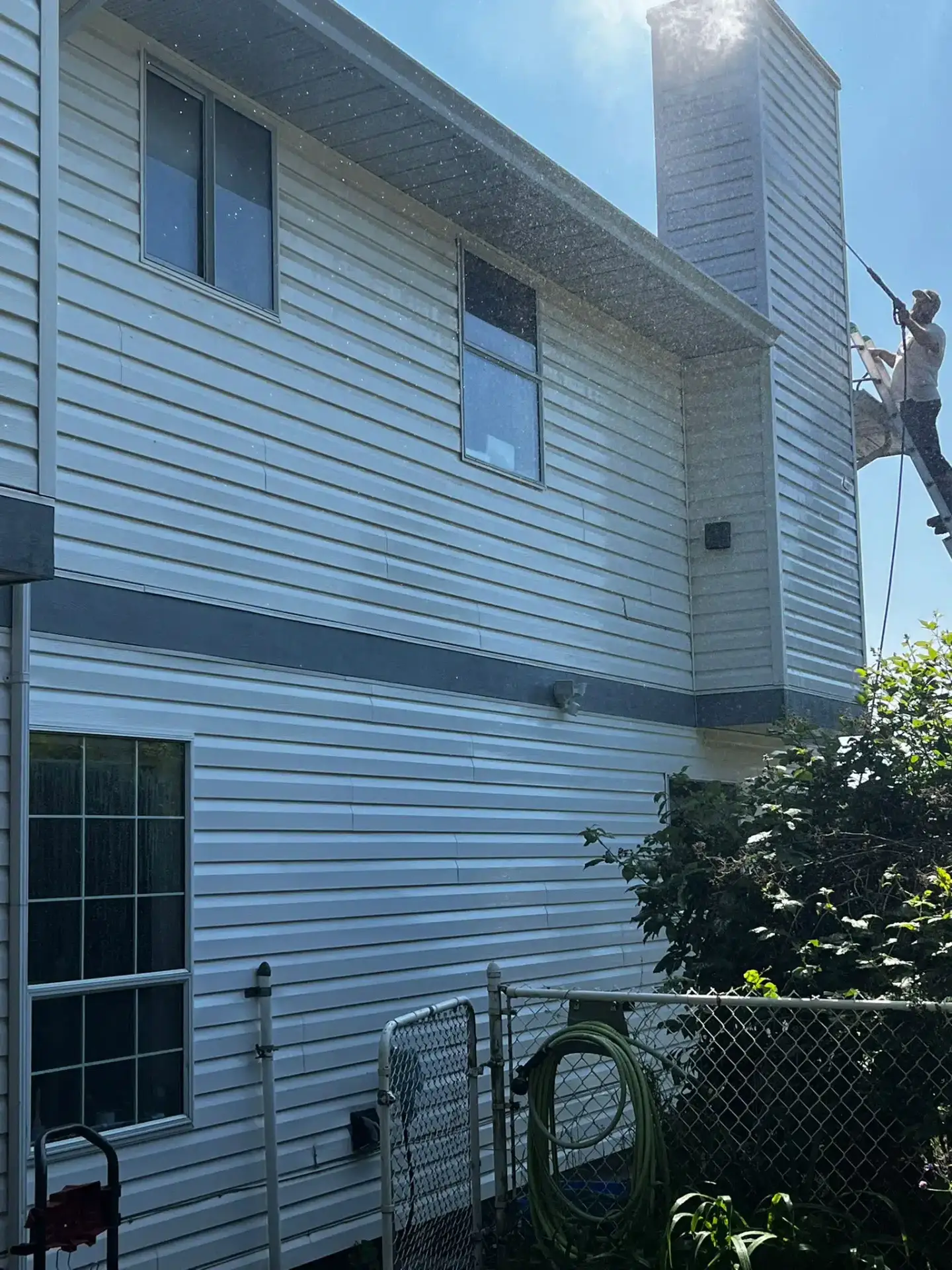 siding cleaning, soft-wash, soft wash