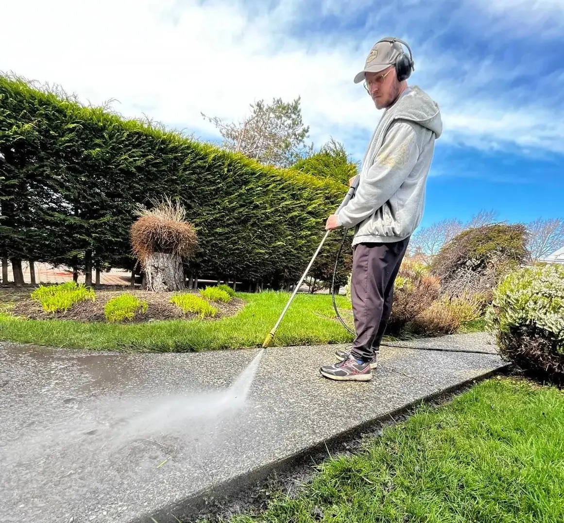 exposed aggregate pressure wash